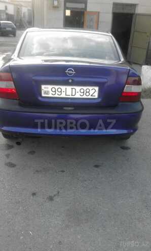 Opel Vectra 1995, 150,000 km - 2.0 l - Bakı