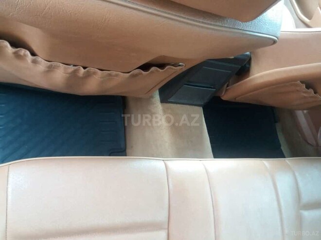 Mercedes C 220 1995, 239,628 km - 2.2 л - Bakı