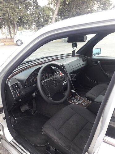 Mercedes C 240 1997, 35,000 km - 2.4 l - Bakı
