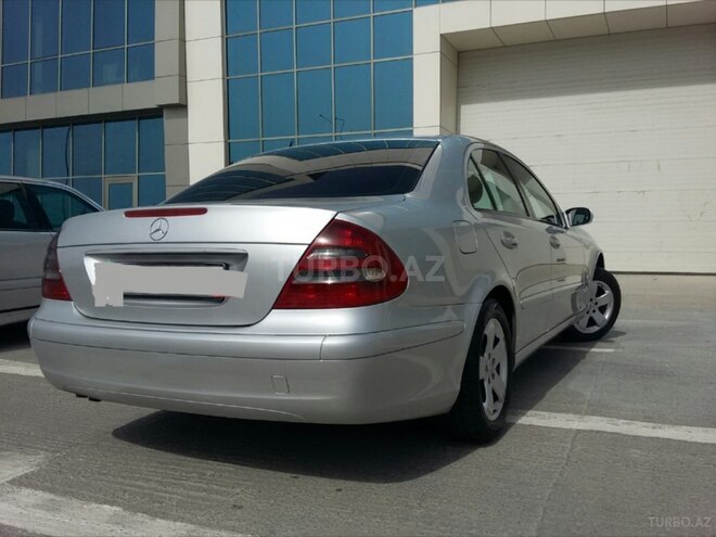 Mercedes E 220 2002, 292,000 km - 2.2 l - Bakı