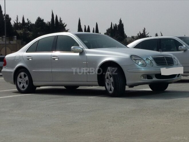 Mercedes E 220 2002, 292,000 km - 2.2 l - Bakı