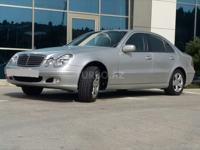 Mercedes E 220 2002, 292,000 km - 2.2 l - Bakı