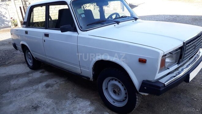 LADA (VAZ) 2107 2000, 114,000 km - 1.6 l - Xudat