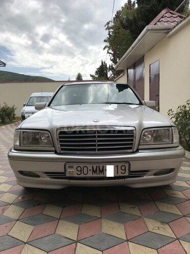 Mercedes C 240 1999, 218,000 km - 2.4 л - Şəki