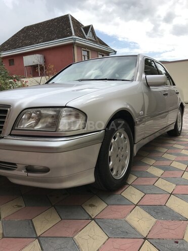 Mercedes C 240 1999, 218,000 km - 2.4 л - Şəki
