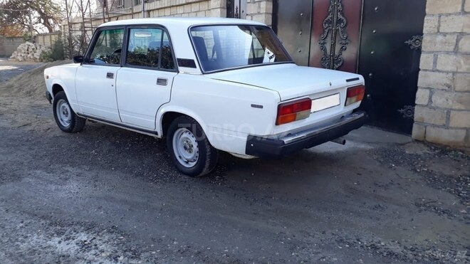 LADA (VAZ) 2107 2000, 114,000 km - 1.6 l - Xudat