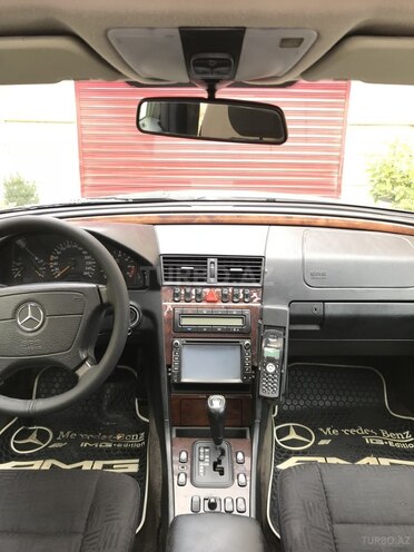 Mercedes C 240 1999, 218,000 km - 2.4 л - Şəki