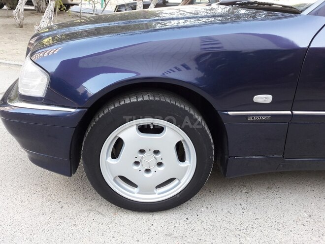 Mercedes E 200 1997, 231,468 km - 2.0 л - Sumqayıt