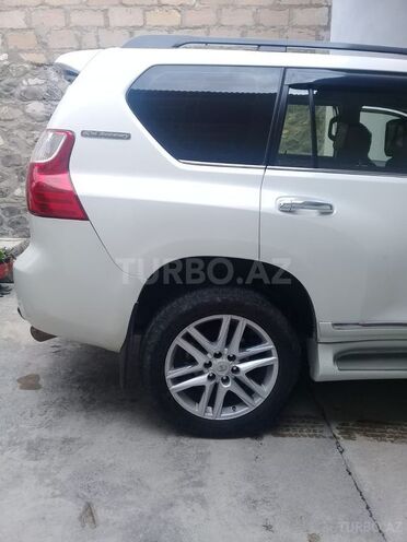 Toyota Prado 2012, 32,500 km - 2.7 л - Bakı