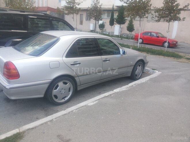 Mercedes C 180 1999, 237,542 km - 1.8 l - Sumqayıt