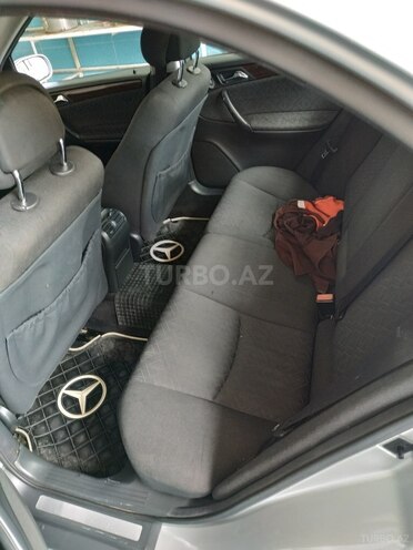 Mercedes C 220 2001, 402,880 km - 2.2 l - Bakı