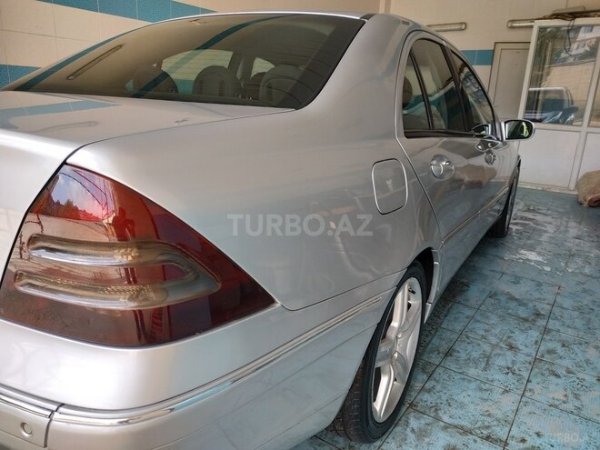 Mercedes C 220 2001, 335,080 km - 2.2 l - Bakı