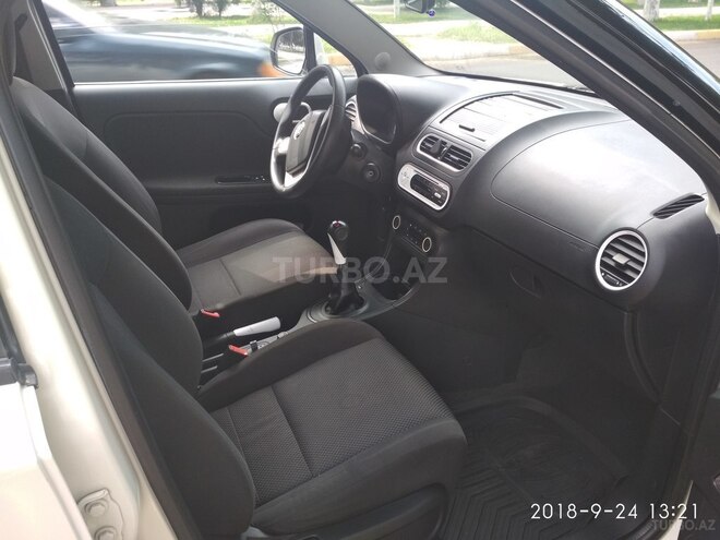 MG 3 2012, 72,000 km - 1.5 l - Sumqayıt