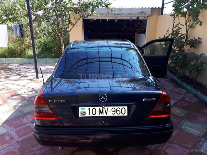 Mercedes C 220 1997, 406,000 km - 2.2 l - Sumqayıt