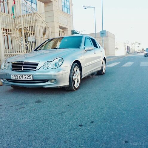 Mercedes C 200 2000, 242,000 km - 2.0 l - Bakı
