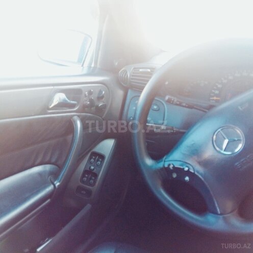 Mercedes C 200 2000, 242,000 km - 2.0 l - Bakı
