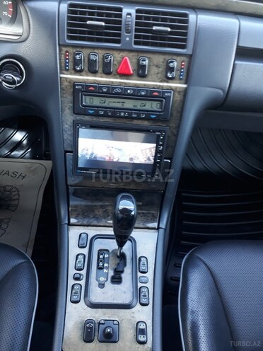 Mercedes E 320 2002, 150,000 km - 3.2 l - Bakı