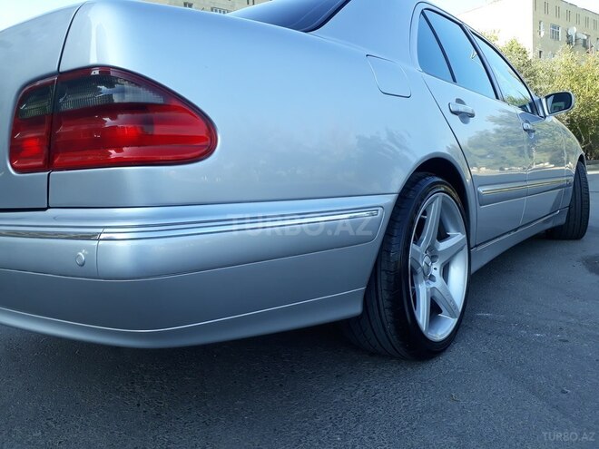Mercedes E 320 2002, 150,000 km - 3.2 l - Bakı