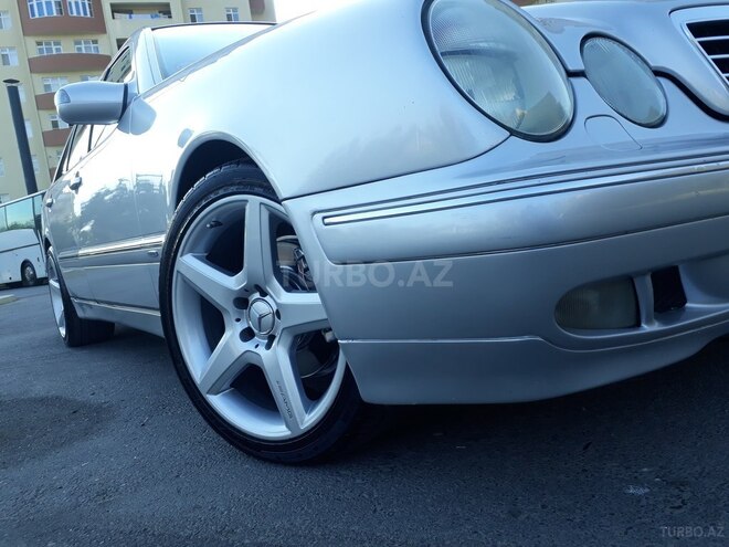 Mercedes E 320 2002, 150,000 km - 3.2 l - Bakı