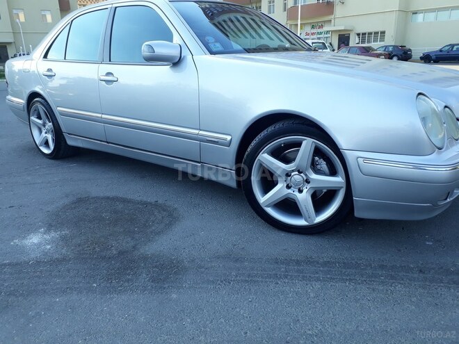 Mercedes E 320 2002, 150,000 km - 3.2 l - Bakı