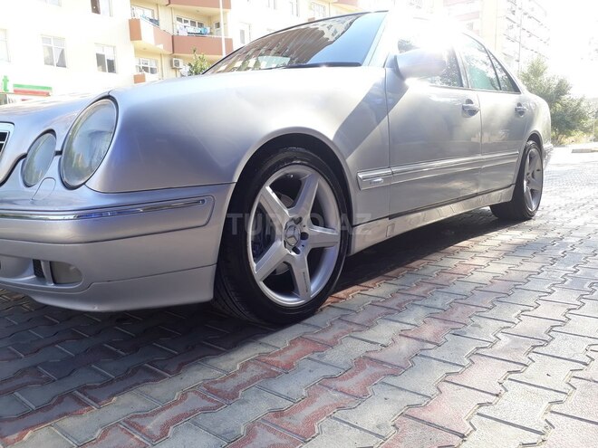 Mercedes E 320 2002, 150,000 km - 3.2 l - Bakı