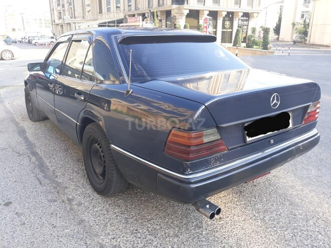 Mercedes E 250 1991, 310,000 km - 0.3 l - Bakı