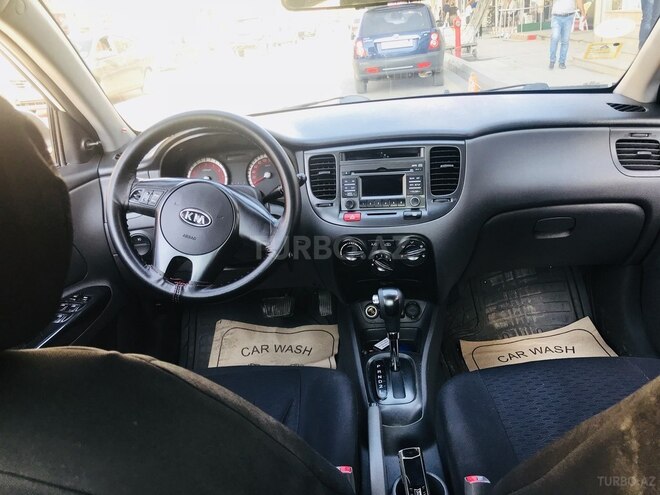 Kia Rio 2010, 128,000 km - 1.4 l - Bakı
