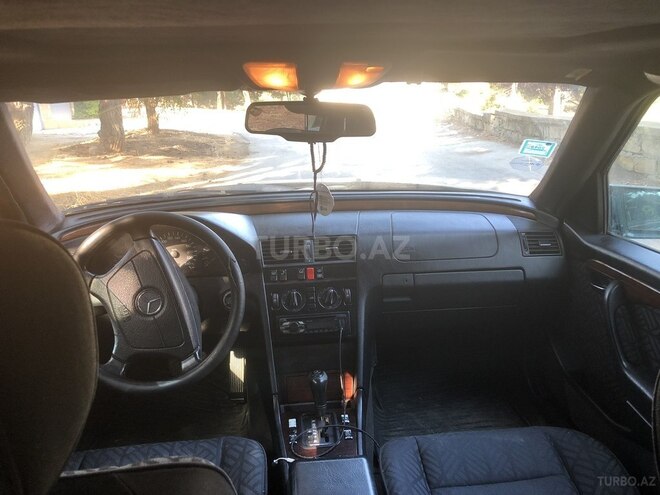 Mercedes C 200 1995, 456,000 km - 2.0 л - Bakı