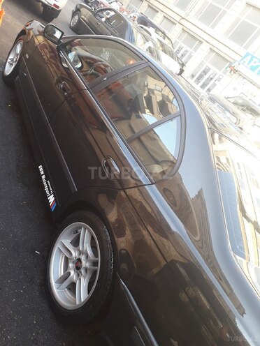 BMW 525 2002, 130,000 km - 2.5 l - Bakı