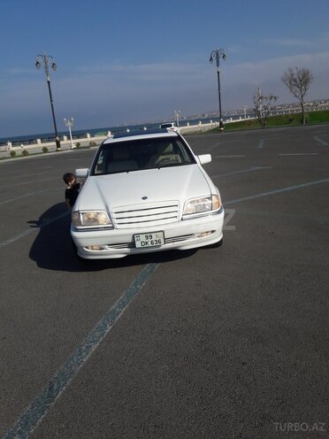 Mercedes C 230 1999, 234,000 km - 2.3 л - Xırdalan