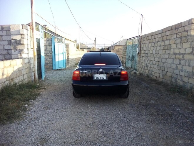Volkswagen Passat 2000, 215,000 km - 1.8 l - Sumqayıt
