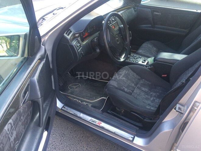 Mercedes E 320 1997, 241,041 km - 3.2 l - Sumqayıt