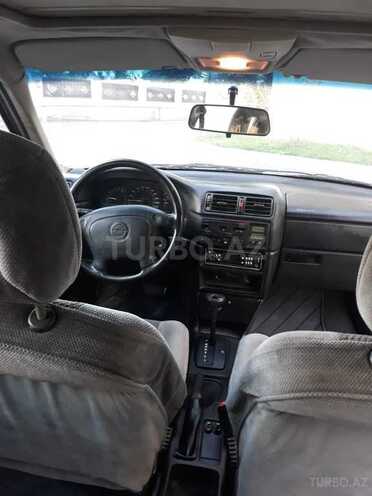 Opel Vectra 1995, 368,241 km - 2.0 l - Bakı