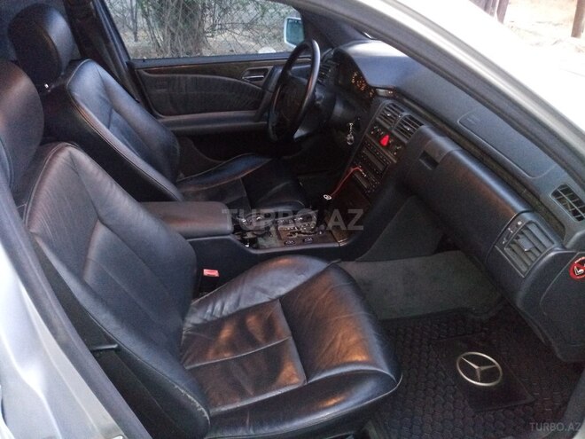Mercedes E 230 1997, 341,000 km - 2.3 l - Bakı