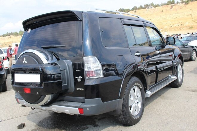 Mitsubishi Pajero 2008, 180,000 km - 3.0 л - Bakı