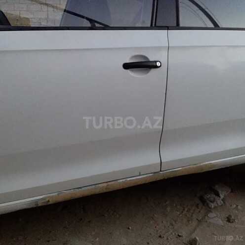 Skoda Rapid 2013, 138,000 km - 1.6 l - Bakı