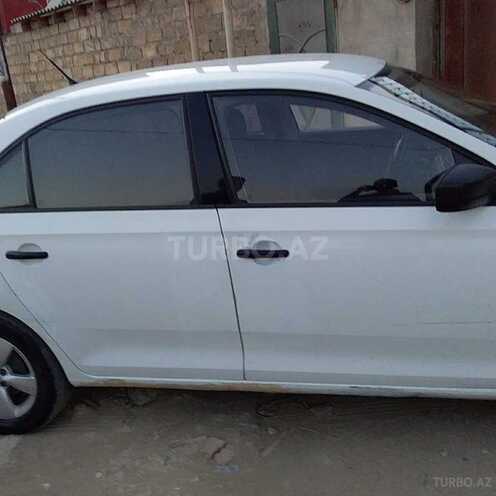 Skoda Rapid 2013, 138,000 km - 1.6 l - Bakı