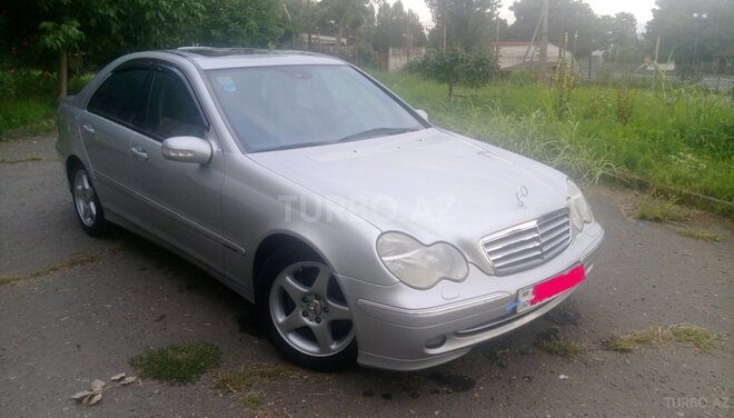 Mercedes E 240 2000, 187,000 km - 2.1 l - Şəki