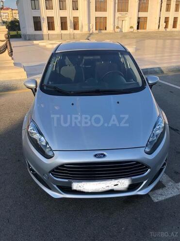 Ford Fiesta 2015, 50,000 km - 1.6 l - Bakı