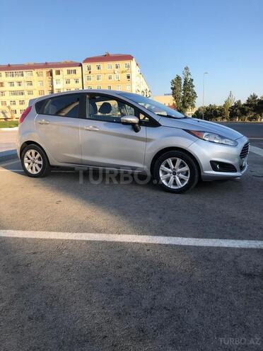 Ford Fiesta 2015, 50,000 km - 1.6 l - Bakı