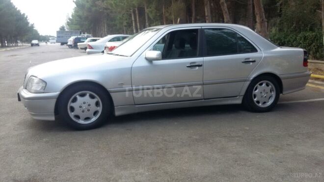 Mercedes C 180 1997, 350,000 km - 1.8 l - Sumqayıt