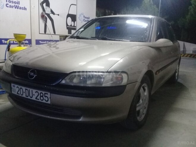 Opel Vectra 1997, 235,841 km - 2.0 л - Bakı