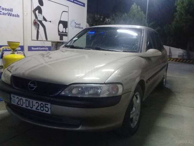 Opel Vectra 1997, 235,841 km - 2.0 л - Bakı