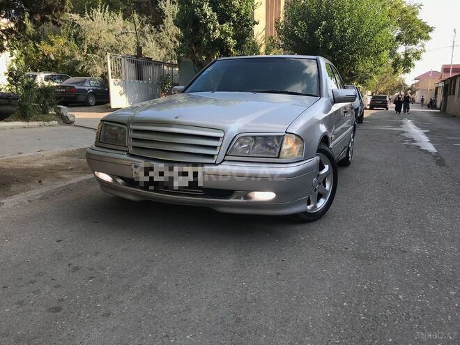 Mercedes C 240 1999, 271,000 km - 2.4 l - Bakı