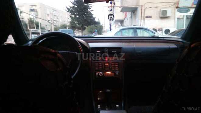 Mercedes C 220 1994, 320,000 km - 2.2 л - Bakı
