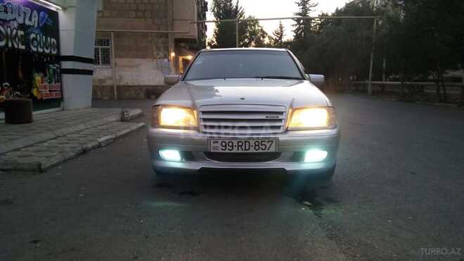 Mercedes C 220 1994, 320,000 km - 2.2 л - Bakı
