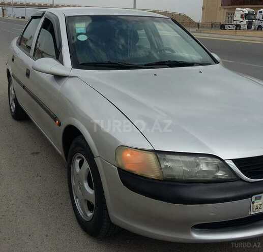 Opel Vectra 1998, 172,000 km - 1.8 л - Bakı