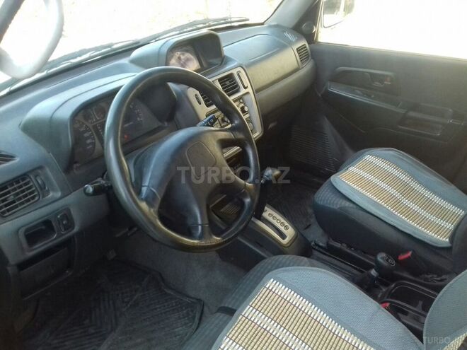 Mitsubishi Pajero io 2000, 210,000 km - 1.8 l - Bakı