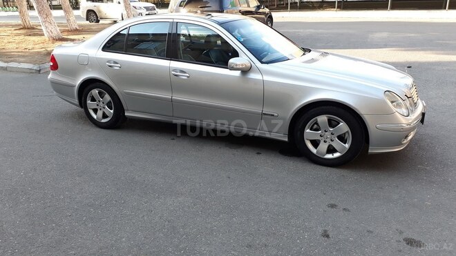 Mercedes E 240 2004, 230,000 km - 2.6 l - Bakı