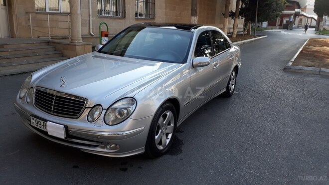 Mercedes E 240 2004, 230,000 km - 2.6 l - Bakı